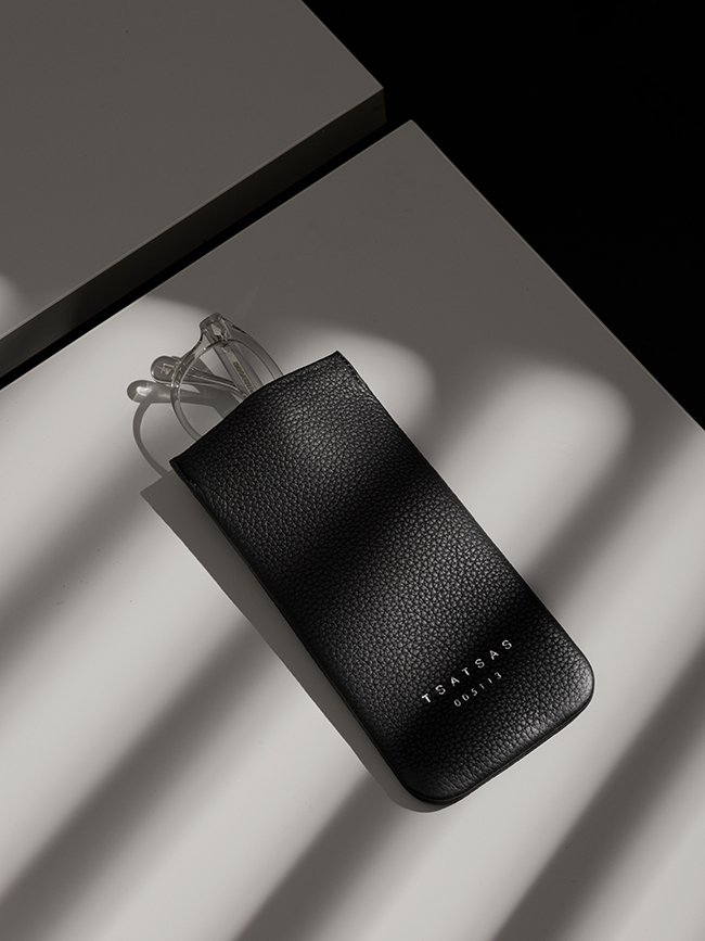 Tsatsas - David Chipperfield — Case Collection, a collaboration between Sir David Chipperfield and Tsatsas, TSATSAS, photograph 1 by Gerhardt Kellermann