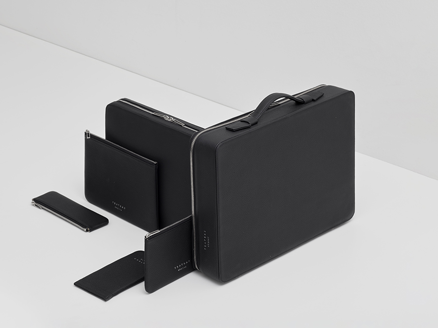 Tsatsas - David Chipperfield — Case Collection, a collaboration between Sir David Chipperfield and Tsatsas, TSATSAS, photograph 11 by Gerhardt Kellermann