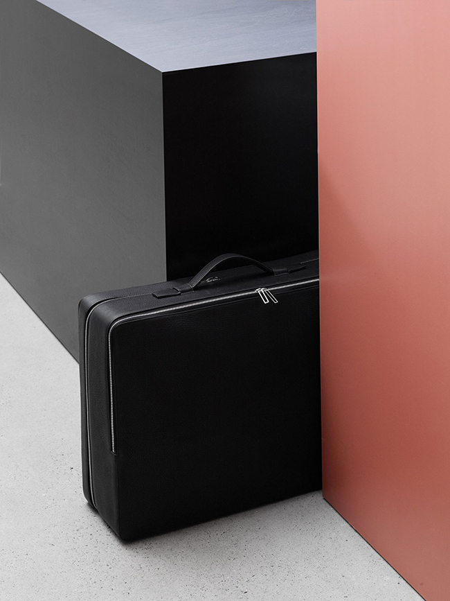 Tsatsas - Chipperfield — Suit-Case, a collaboration between architect Sir David Chipperfield and Tsatsas, TSATSAS, photograph 5 by Gerhardt Kellermann