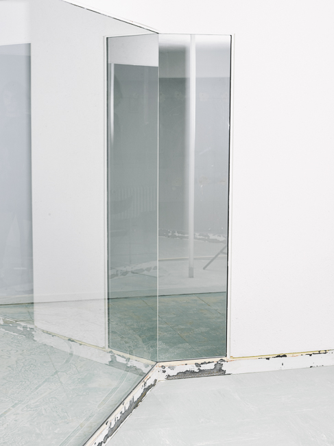 Tsatsas - Issue 05, TSATSAS, photograph 6 by Gerhardt Kellermann