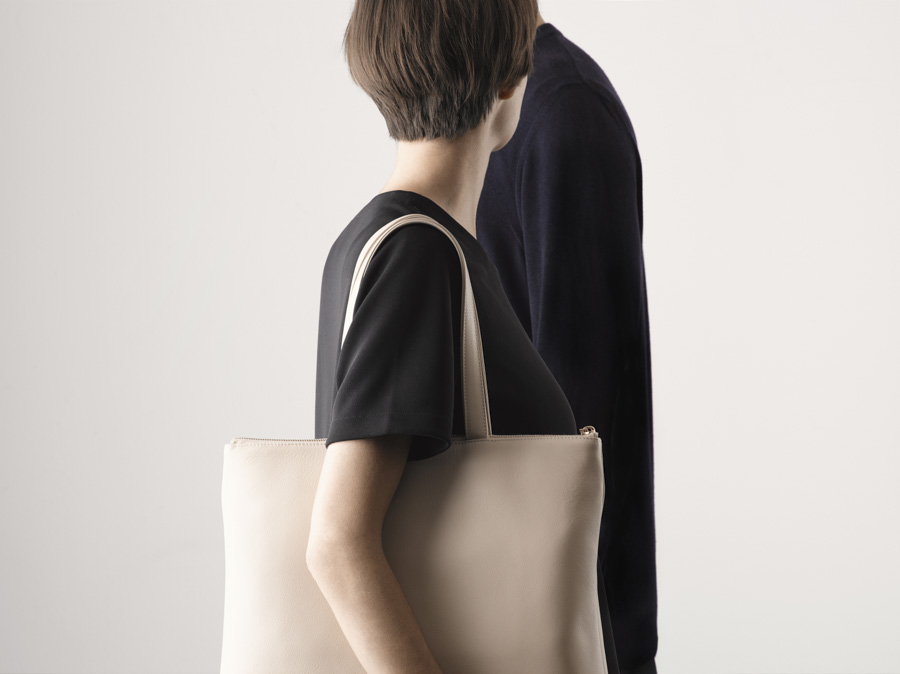 Tsatsas - Issue 06, TSATSAS, photograph 1 by Gerhardt Kellermann