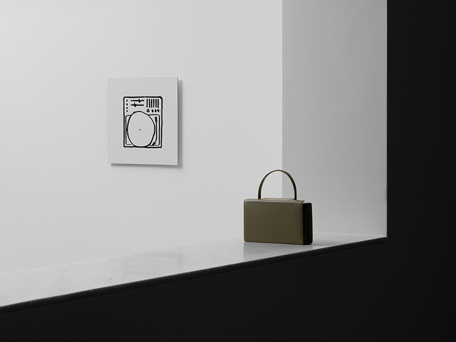 Tsatsas - 931 — Tsatsas 931 designed by Dieter Rams, TSATSAS, photograph 3 by Gerhardt Kellermann