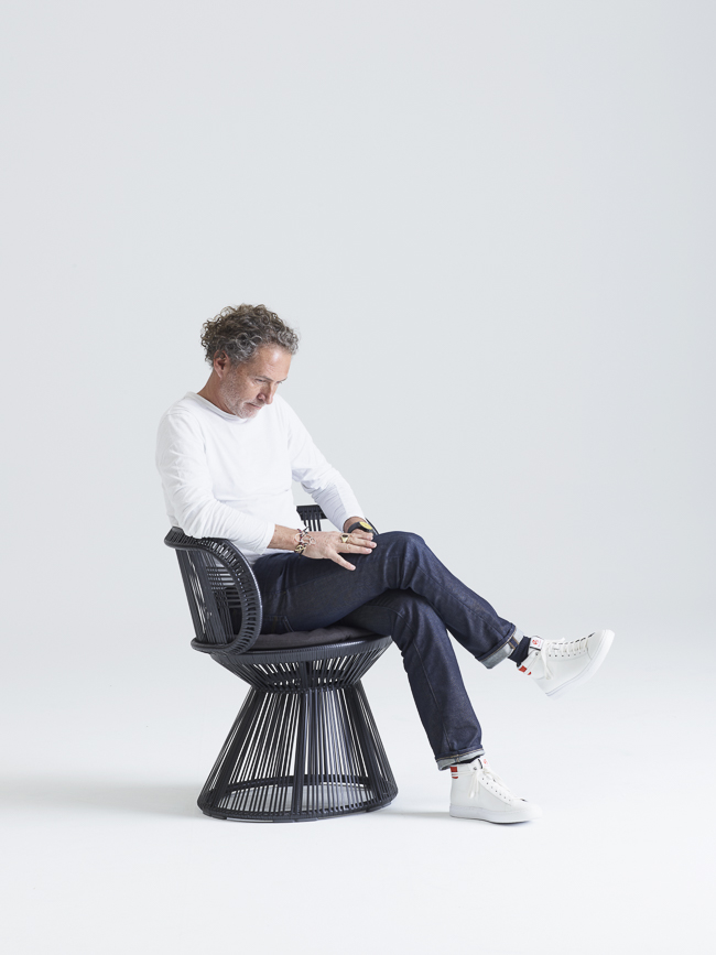 Werner Aisslinger - Dedon — CIRQL Collection, WERNER AISSLINGER, photograph 5 by Gerhardt Kellermann